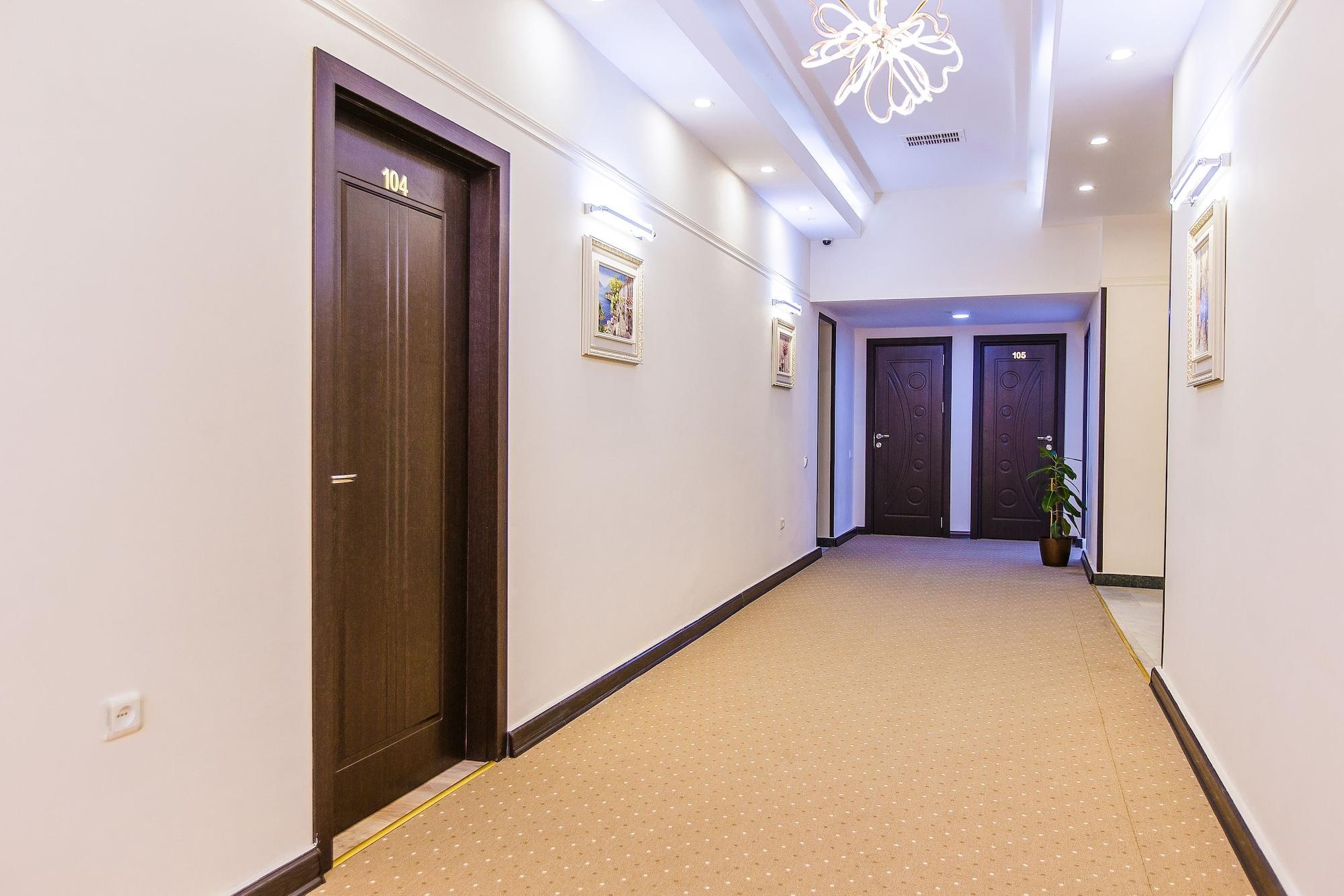 Deluxe City Hotel บากู ภายนอก รูปภาพ
