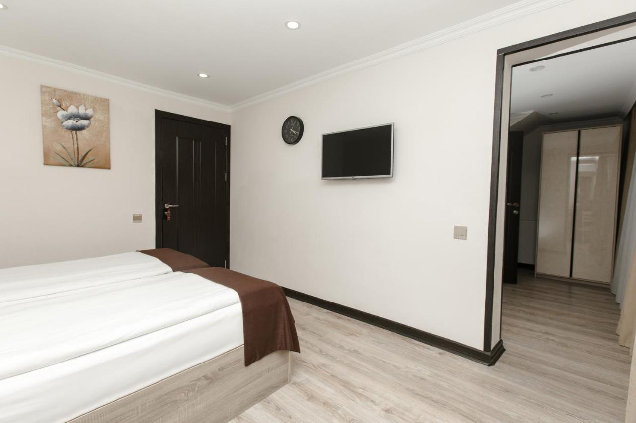 Deluxe City Hotel บากู ภายนอก รูปภาพ